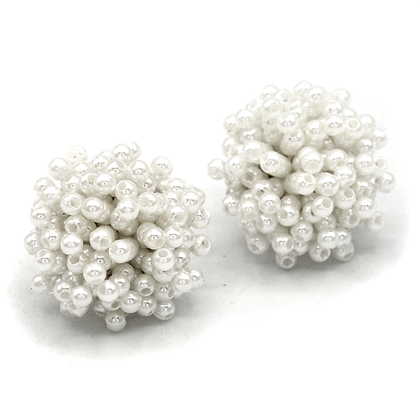 Stylish Pearl Cluster Pom Cream Earrings Minimalist Wedding Statement